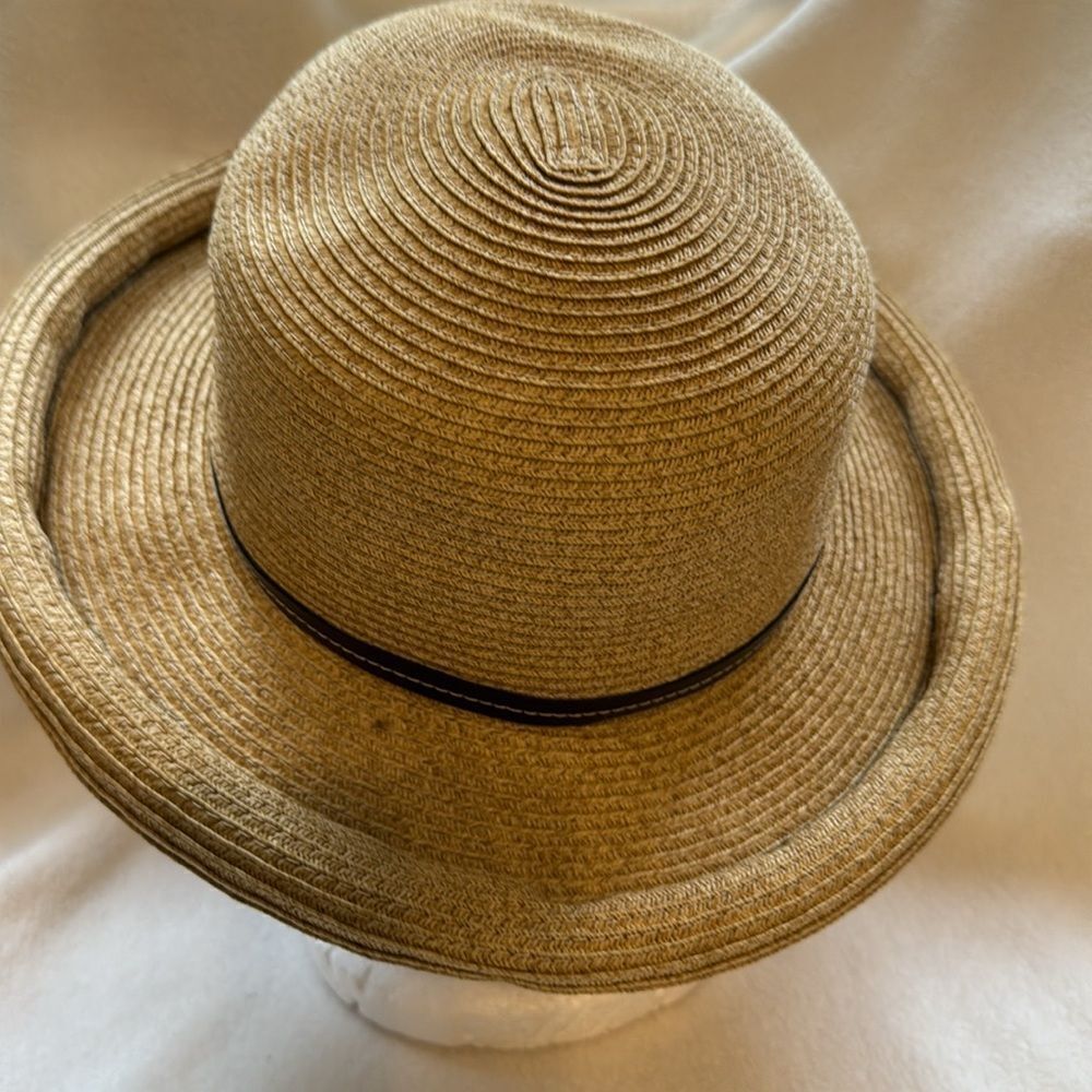 Target Paper Yarn Sun Hat - Picture 4 of 6